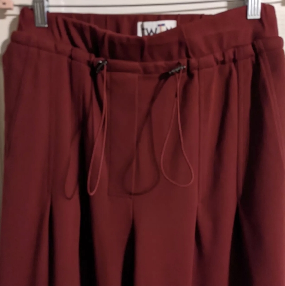 TWIN NYC Dressy Burgundy Sporty Pants M Knit Trousers Toggles Spring - Picture 3 of 6